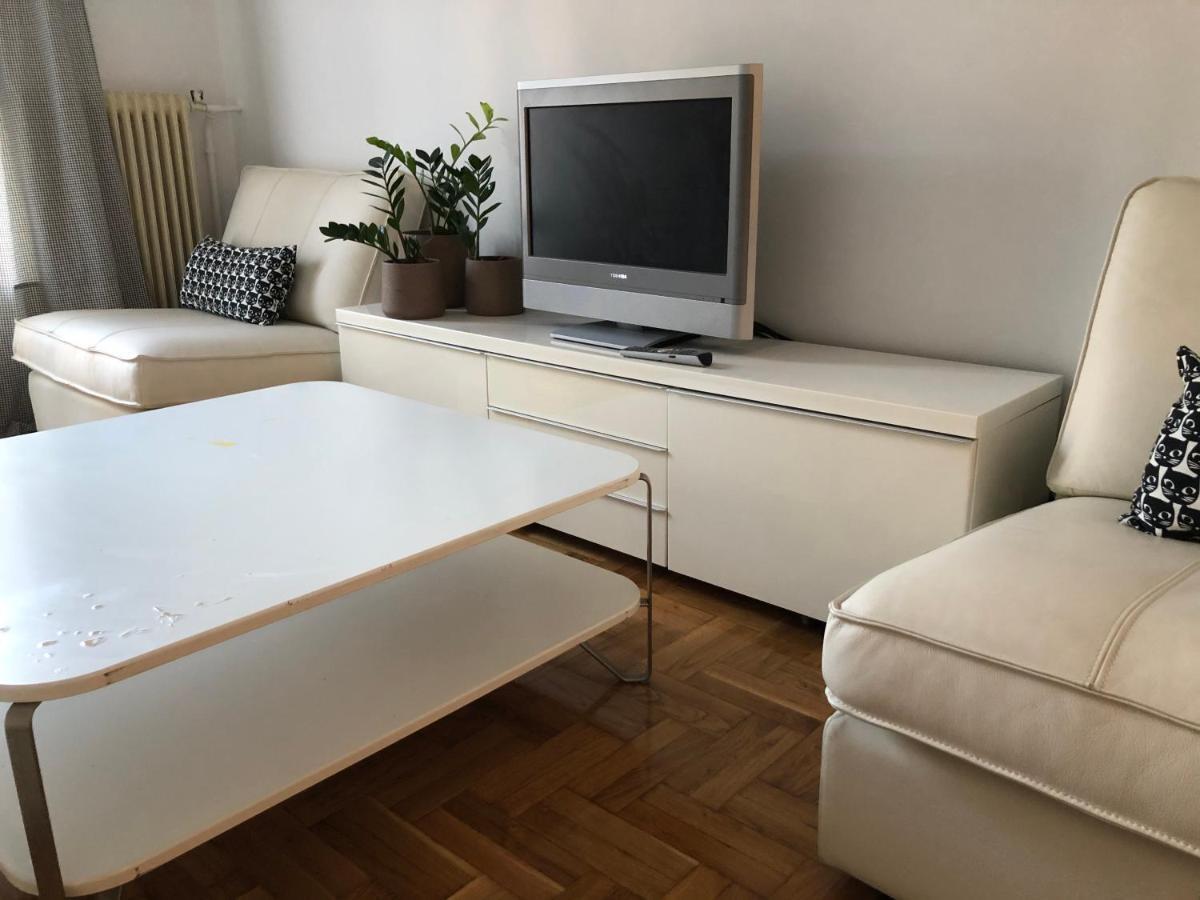 Cosy Apartment In Metaxourgeio Афіни Екстер'єр фото